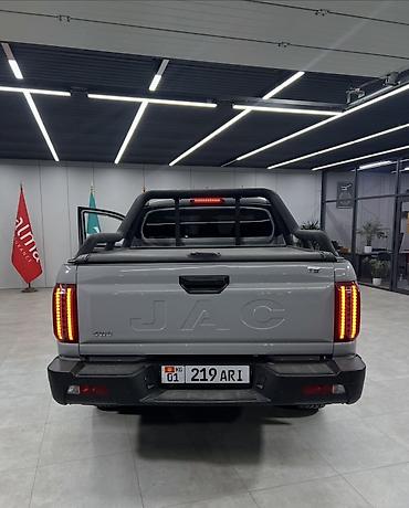 жак грузовой: JAC : 2024 г., 2 л, Автомат, Бензин, Пикап — 3