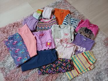 Paketi dečije odeće: Paket: Helanke, Majice, Duksevi, Za devojčice, uzrast: 7-8 godina — 1