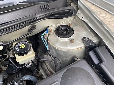 Toyota: Toyota Corolla: 2005 г., 1.6 л, Автомат, Бензин, Хетчбек — 4