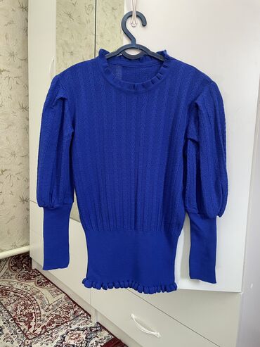 свитер с рукавом реглан: Женский свитер, Средняя модель