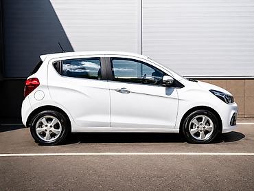 обменяю на: Chevrolet Spark: 2016 г., 1 л, Вариатор, Бензин — 4