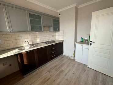 Köhnə tikili: Bakı, Yasamal, 3 otaqlı, Köhnə tikili, m. İnşaatçılar, 85 kv. m -da lalafo.az — 6 Köhnə tikili: Bakı, Yasamal, 3 otaqlı, Köhnə tikili, m. İnşaatçılar, 85 kv. m — 6