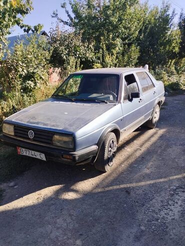 авто на один день: Volkswagen Jetta: 1986 г., 1.8 л, Механика, Бензин, Седан