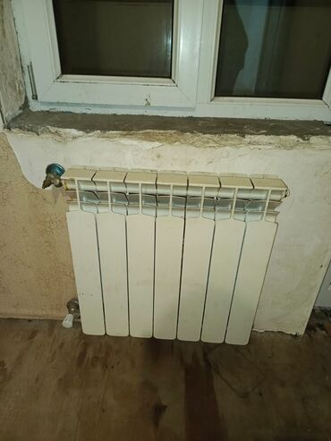 Radiatorlar: İşlənmiş Seksiyalı Radiator