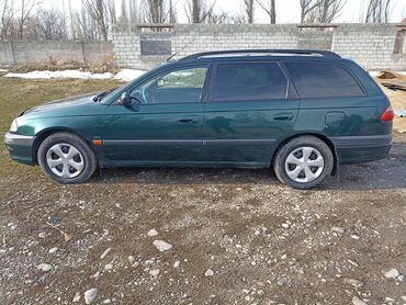 Toyota: Toyota Avensis: 2002 г., 1.8 л, Механика, Бензин, Универсал