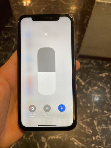 Apple iPhone: IPhone 11, 64 GB, Qara, Zəmanət, Simsiz şarj, Face ID