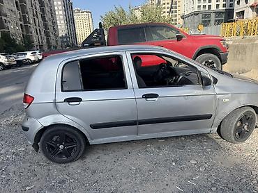 Продажа авто: Hyundai Getz: 2004 г., 1.3 л, Бензин, Хэтчбэк — 3
