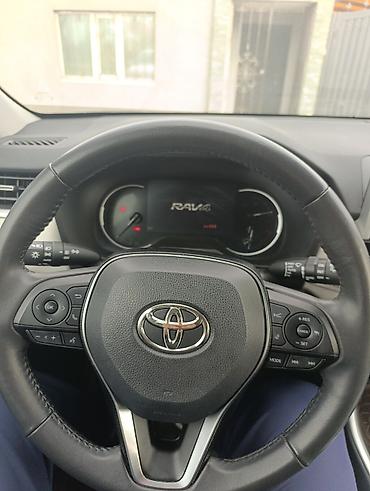892 2: Toyota RAV4: 2019 г., 2.5 л, Типтроник, Бензин, Кроссовер — 5