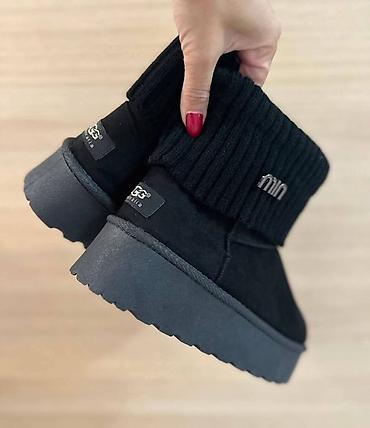 Ugg obuća: UGG modeli
Nepromocive, tople, udobne
36-41
3999 din — 13
