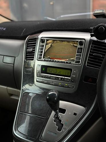 Toyota: Toyota Alphard: 2005 г., 2.4 л, Вариатор, Гибрид, Минивэн — 7