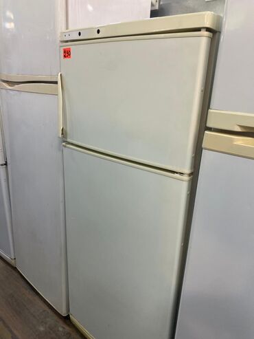 Mətbəx kombaynları və doğrayıcıları: 2 qapılı Indesit Soyuducu Satılır, rəng - Ağ