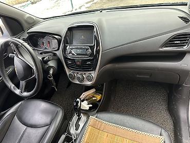 Chevrolet: Chevrolet Spark: 2017 г., 1 л, Автомат, Бензин, Хэтчбэк — 10