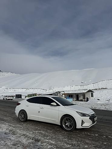 бампер avante: Hyundai Avante: 2019 г., 1.6 л, Автомат, Бензин, Седан — 2
