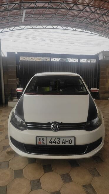 Продажа квартир: Volkswagen Polo: 2012 г., 1.6 л, Механика, Бензин, Седан