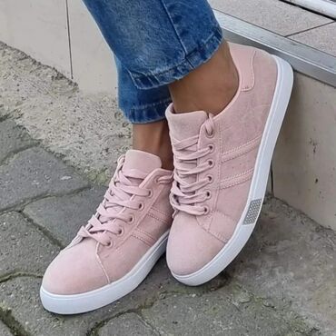 Women's Sneakers and athletic shoes: 41 — 6