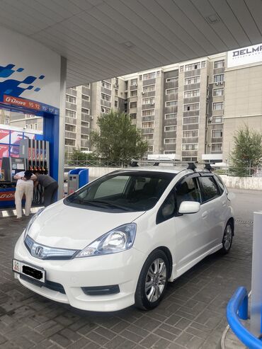 клей для авто: Honda Fit: 2011 г., 1.5 л, Типтроник, Бензин, Хэтчбэк
