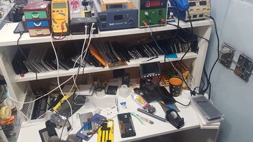 Такси, логистика, доставка: Salam telefon ustasina komekçi teleb olunur ucenik işi bacara bilrn