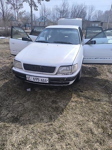 эшик б у: Audi 100: 1991 г., 2 л, Кол менен иштөөчү, Бензин, Седан — 1