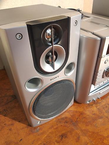 mini bar soyuducu: Sony musiqi mərkəzi əla vəziyyətdə Radio və Aux və mikrofon karaoke — 4
