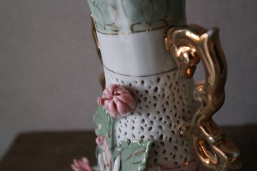 Вазы: Винтажная китайская ваза (советского периода) прорезной фарфор Высота — 6