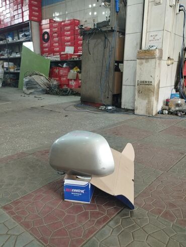 Зеркала: Боковое левое Зеркало Toyota Б/у, Оригинал — 12