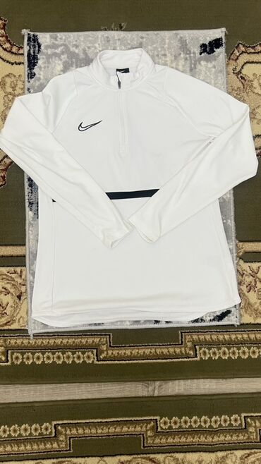 брендовые вещи оригинал: Мужская футболка, M (EU 38), Burberry, Б/у, цвет - Черный, Самовывоз