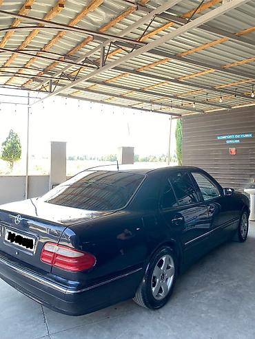 mercedes 170 b: Mercedes-Benz E-Class: 2.4 l | 1997 il Sedan — 4