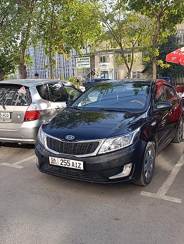 sonata d8: Kia Rio: 2013 г., 1.6 л, Механика, Бензин, Седан — 2