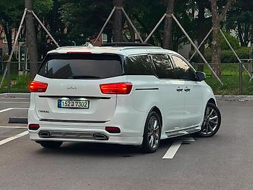 Kia: Kia Carnival: 2021 г., Минивэн — 5