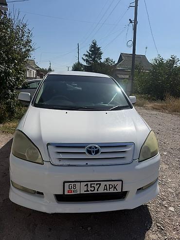 e klass: Toyota Ipsum: 2002 г., 2.4 л, Автомат, Газ, Универсал — 1