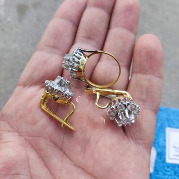 Zərgərlik dəstləri: Dəstə daxildir: Üzük, Sırğa, Gümüş, 925 Əyar — 2