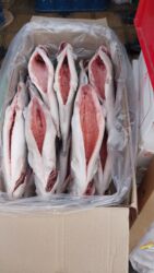 продаю яйцо: Форель. Продаются свежозамароженный чищенный форель. Копченный форель