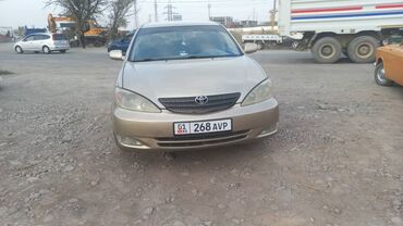 купить авто в бишкеке дешево: Автомобиль Toyota Camry, представленный в цвете "шампань", является