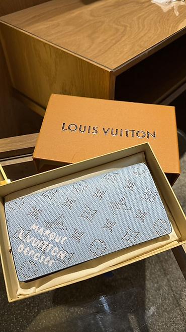pari: Портмоне, Louis Vuitton, Натуральная кожа, Унисекс, Новый — 1