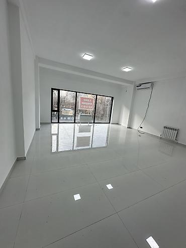 Аренда кабинетов в салонах красоты: Аренда кабинетов в салонах красоты, 90 м², Для бровиста, Для визажиста, Для лешмейкера — 9