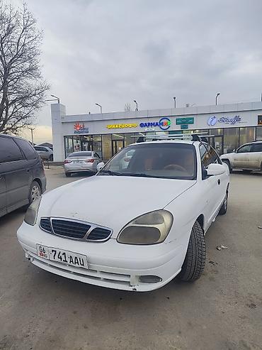 Daewoo: Daewoo Nubira: 2001 г., 1.6 л, Механика, Бензин, Седан — 1