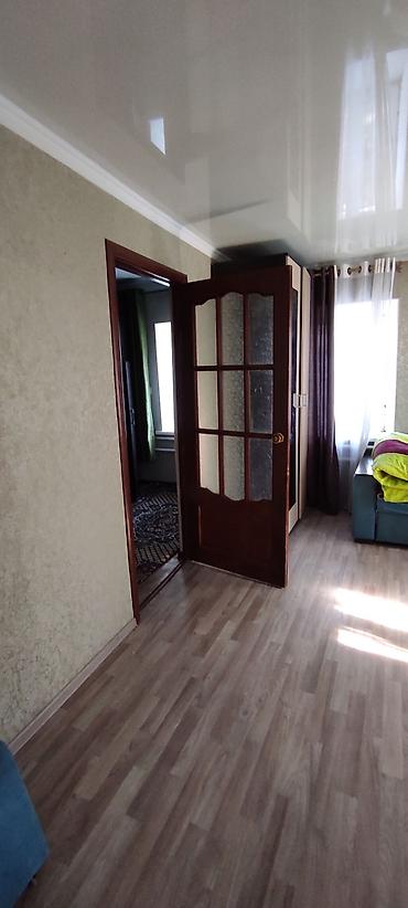Үйлөрдү ижарага берүү: 60 м², 3 бөлмө — 9