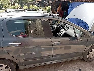 Auto-delovi: DESNA VRATA ZA PEUGEOT 308 | Polovini delovi za Peugeot 308 Delovi — 1