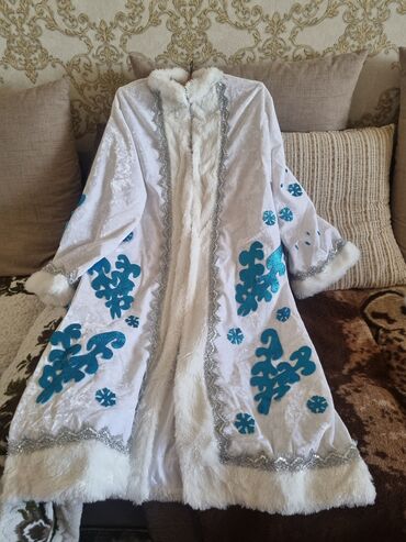 Взрослые карнавальные костюмы: Карнавальный костюм, Новогодний герой, Снегурочка — 7