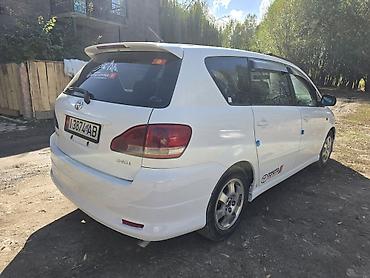 Toyota: Toyota Ipsum: 2003 г., 2.4 л, Автомат, Бензин, Минивэн — 5
