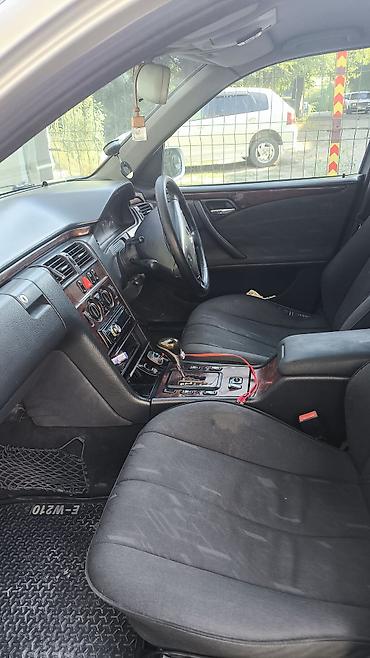 Продажа авто: Mercedes-Benz E-Class: 2001 г., 2 л, Автомат, Седан — 5