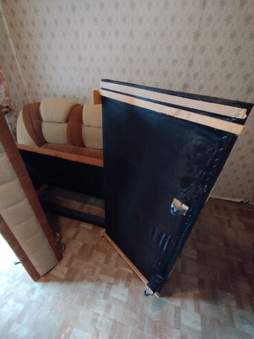 Divanlar: Di̇van-kravat, İşlənmiş, Açılan, Bazasız, Vеlur parça, Çatdırılma yoxdur — 11