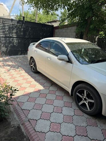 машина нексия 2: Honda Accord: 2004 г., 2 л, Типтроник, Бензин, Седан