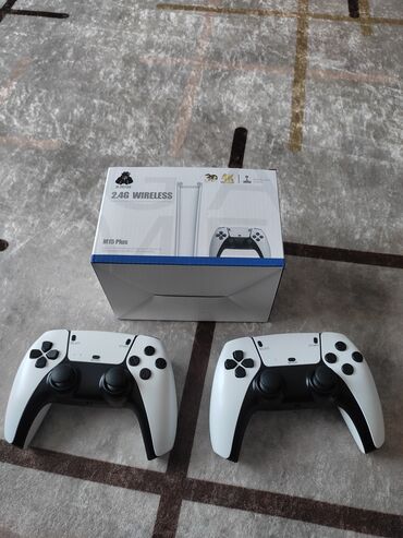 PS5 (Sony PlayStation 5): Игровая приставка 20000игр 2 беспроводных джойстика По сути Эмулятор