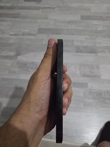 iphone quba: IPhone 14, 256 GB, Qara, Face ID — 3