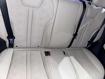 wuling mini ev: BYD E2: 2024 г., Автомат, Электромобиль, Кроссовер — 6