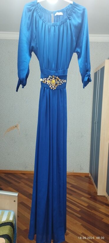 Вечерние платья: Uzun mavi ziyafət/gecə geyimi - Rəng: kral mavisi - Model: uzun