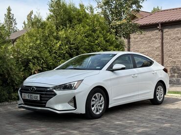 hyundai центр: Hyundai Elantra: 2019 г., 2 л, Автомат, Бензин, Седан