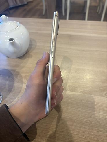 mi 4: Xiaomi Mi A2, 64 GB — 3