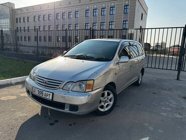 минивэн тойота 7 мест левый руль цена: Toyota Gaia: 2002 г., 2 л, Автомат, Бензин, Вэн/Минивэн
